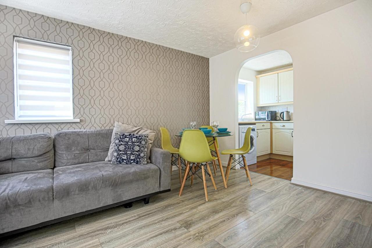 Delightful 2 Bed Apartment For Bicester Outlet Shopping By Platinum Key Properties Eksteriør bilde